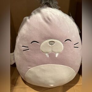 SQUISHMALLOWS Kwame the Walrus, Rare, 16 inches, new!